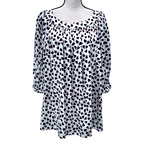 DKNY WHITE SILK LOOSE FIT TUNIC WITH BLACK AND RED HEART PRINT - Picture 1 of 15